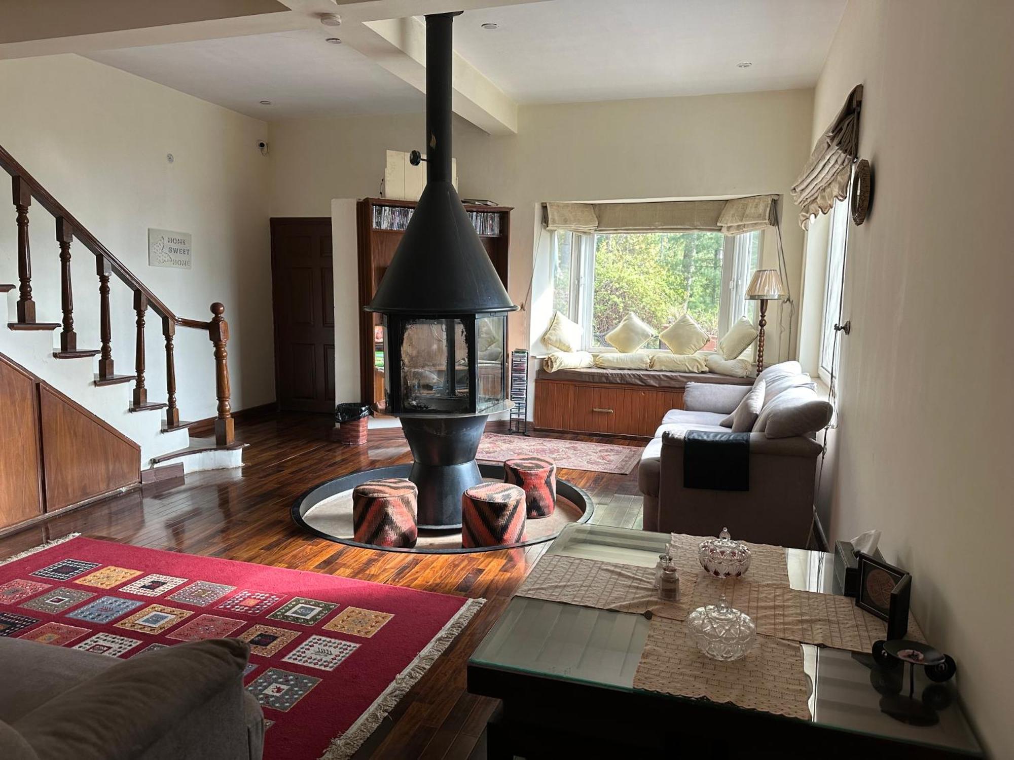 Sarah'S Lodge Murree Extérieur photo