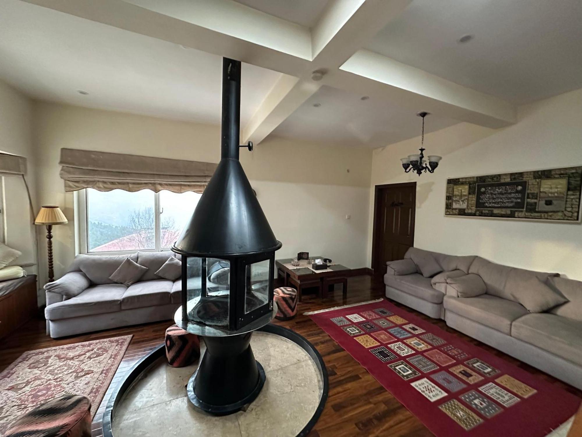 Sarah'S Lodge Murree Extérieur photo